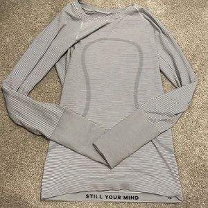 Long sleeve Lululemon Swiftly Tech